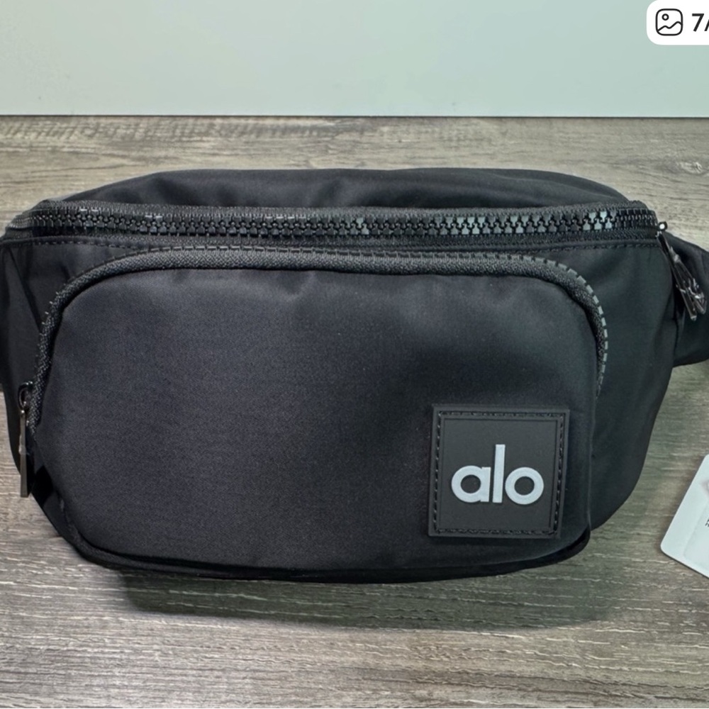 ❤️ALO Fanny pack set of TWO black and ivy green❤️ - Picture 2 of 12